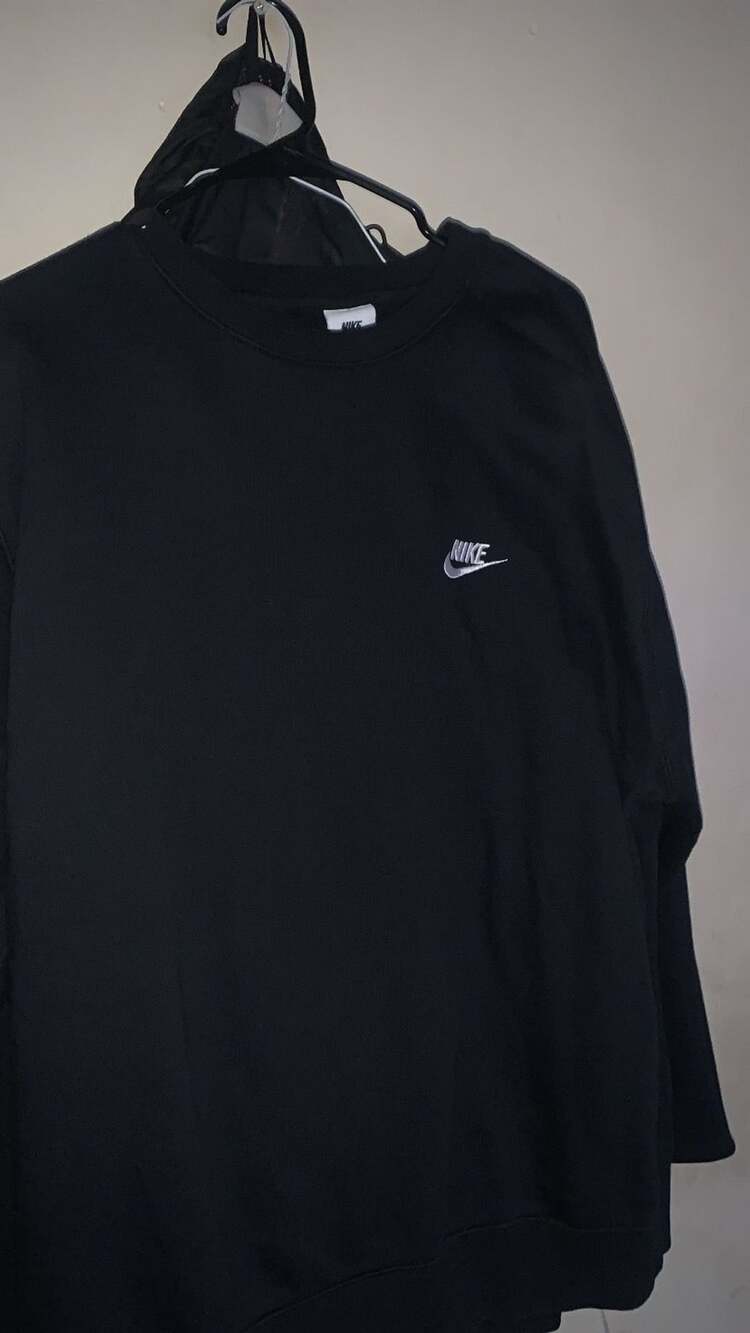 Nike Sportswear Club Crewneck Sweatshirt Black White Small